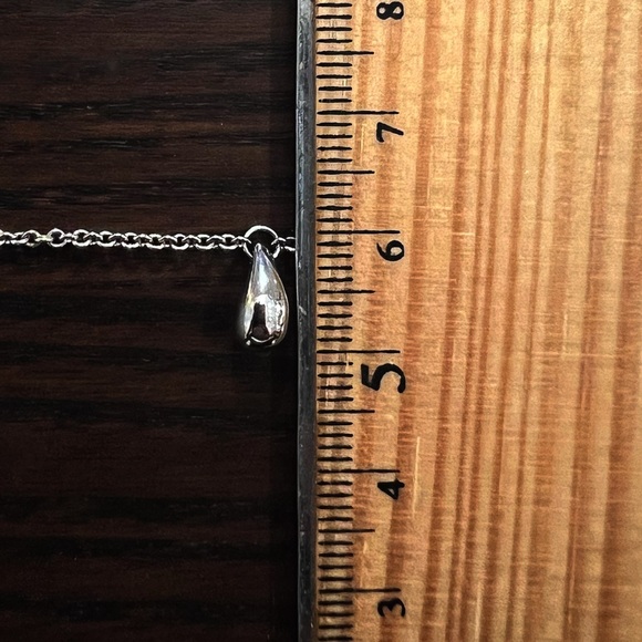 Tiffany & Co. Elsa Peretti Sterling Silver Teardrop Necklace - Picture 6 of 6